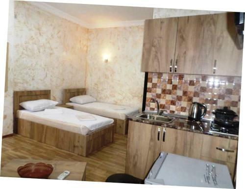 Hostal Hotel Batumi Inn