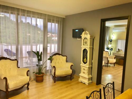Hostal Holiday House Green Cape Batumi