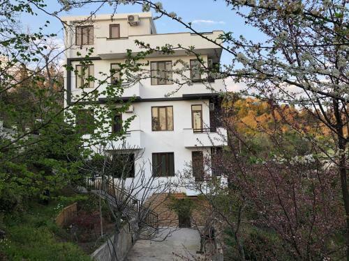 Hostal Holiday House Green Cape Batumi
