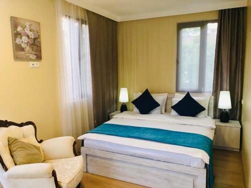 Hostal Holiday House Green Cape Batumi