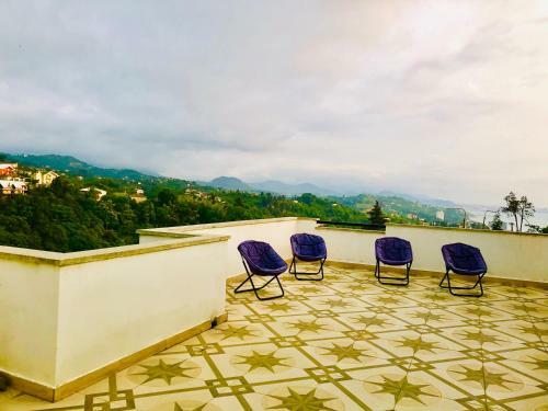 Hostal Holiday House Green Cape Batumi