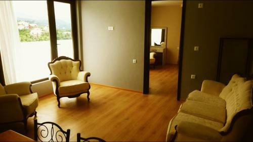 Hostal Holiday House Green Cape Batumi