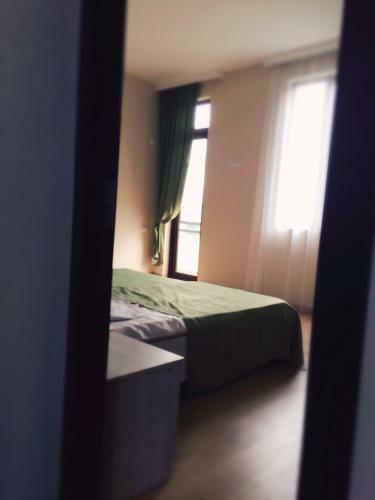 Hostal Holiday House Green Cape Batumi