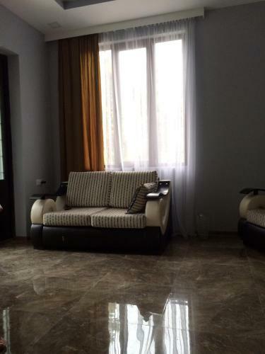 Hostal Holiday House Green Cape Batumi