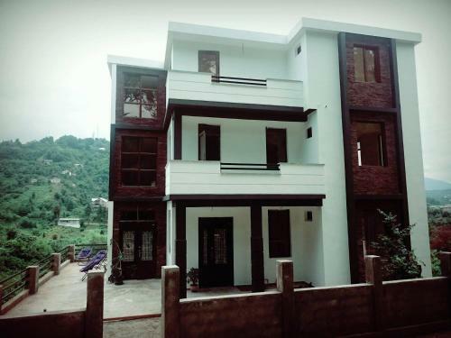 Hostal Holiday House Green Cape Batumi