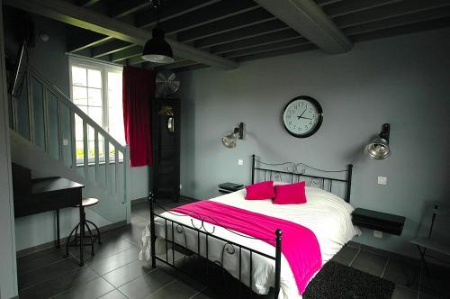 Hostal Le Manoir D'� C�t�