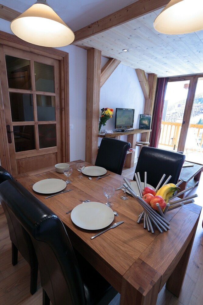 Aparthotel Chalet Des Neiges : La Cime Des Arcs
