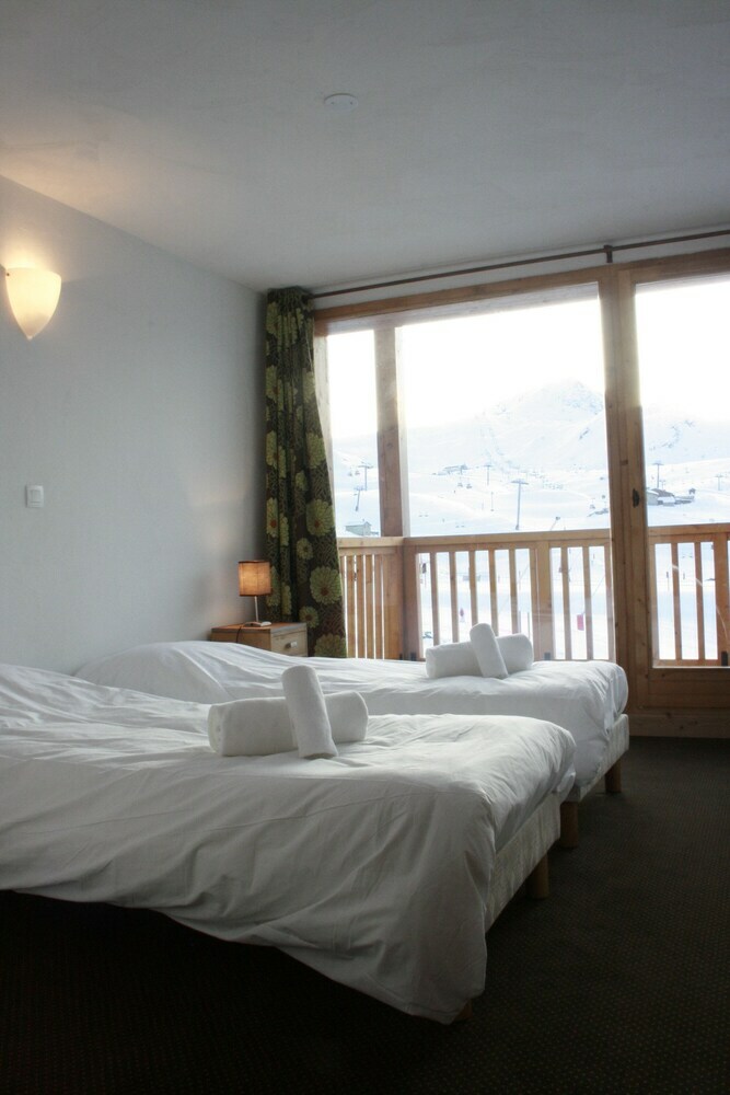 Aparthotel Chalet Des Neiges : La Cime Des Arcs