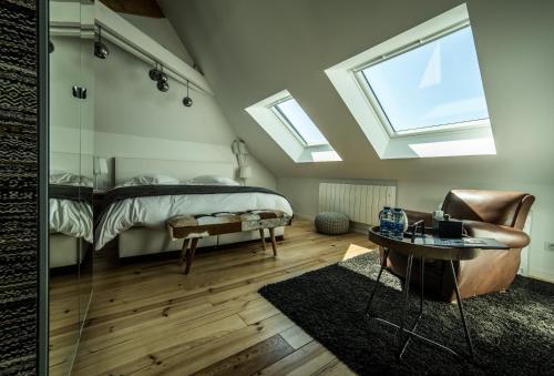 Bed & Breakfast Les Bulles Dor�es Art & Gallery