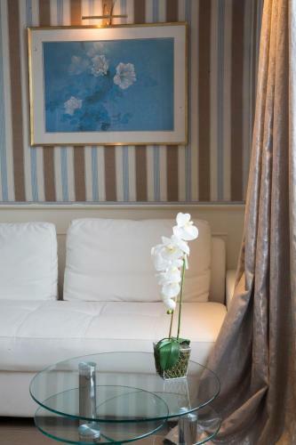 Best Western Premier Grand Monarque Hotel & Spa