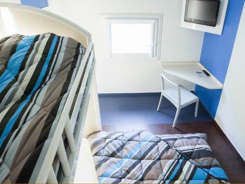 Hotel F1 Angers Ouest - Beaucouze