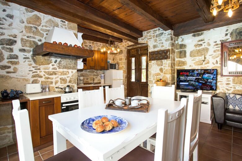 Villa Epimenidis