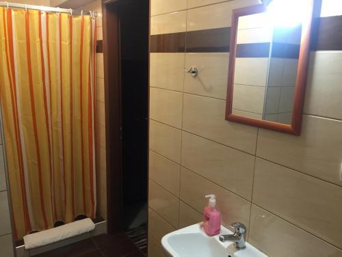 Hostal Bloutsos Rooms