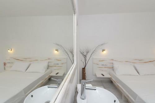 Hotel Porto Naoussa - Adults Only