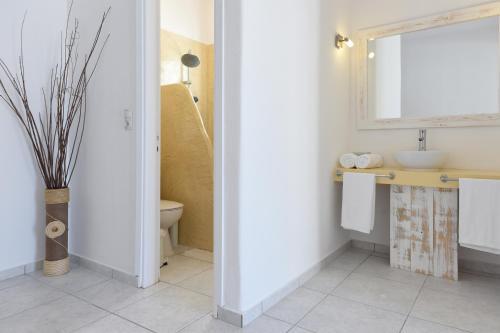 Hotel Porto Naoussa - Adults Only