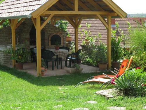 K?vir�g Apartman