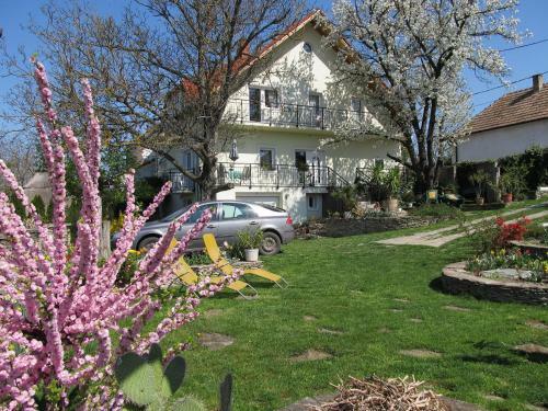 K?vir�g Apartman
