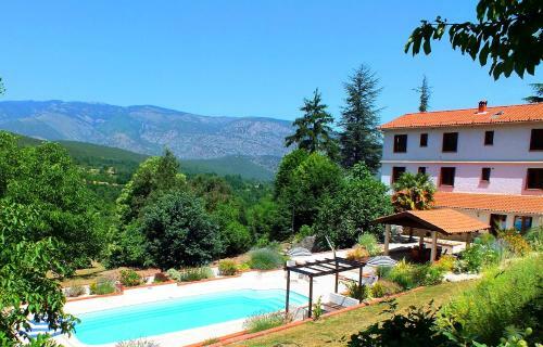 Bed & Breakfast Chambre D'hote La Chataigneraie