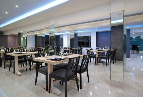 Mistral Bay Hotel