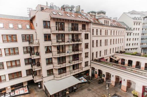 Mango Aparthotel