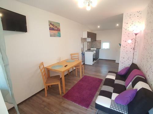 Apartamento H�v�z-egregy Vend�gh�z