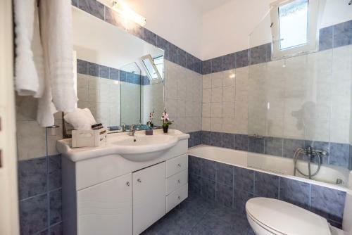 Stegna Bay Apartment