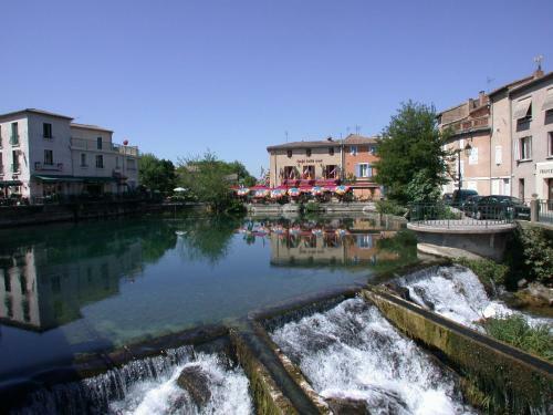 Luxurious Villa In Luberon With Private Swimming Pool