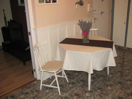 K�roly Apartments
