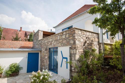 Apartamento Csend�l? Vend�gh�z