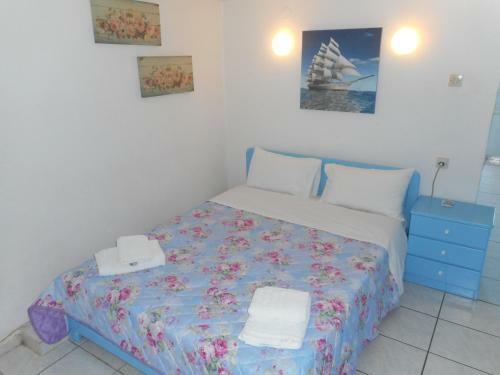 Hostal Pension Galazios Kolpos