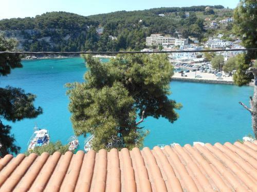 Hostal Pension Galazios Kolpos
