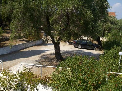 Spiros Apartments