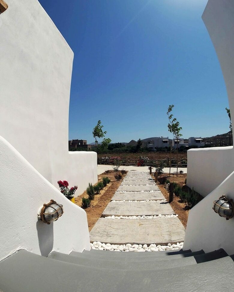 To Armiro Boutique Houses