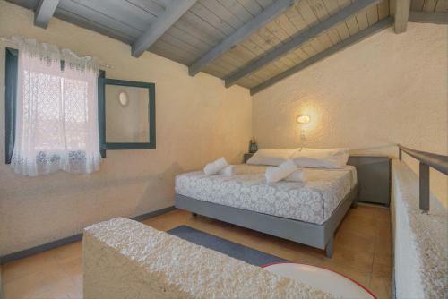 Lefkes Apartments