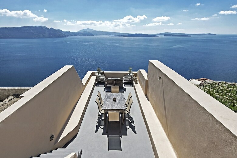 Lucky Homes - Oia