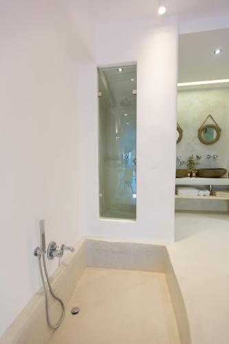 Naxian Utopia | Luxury Villas & Suites