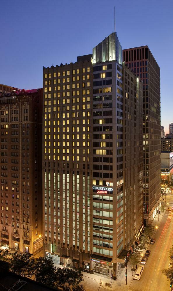 Hotel Courtyard By Marriott Chicago Magnificent Mile