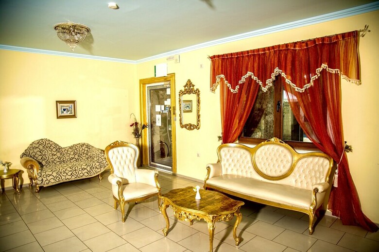 Paradice Hotel Luxury Suites