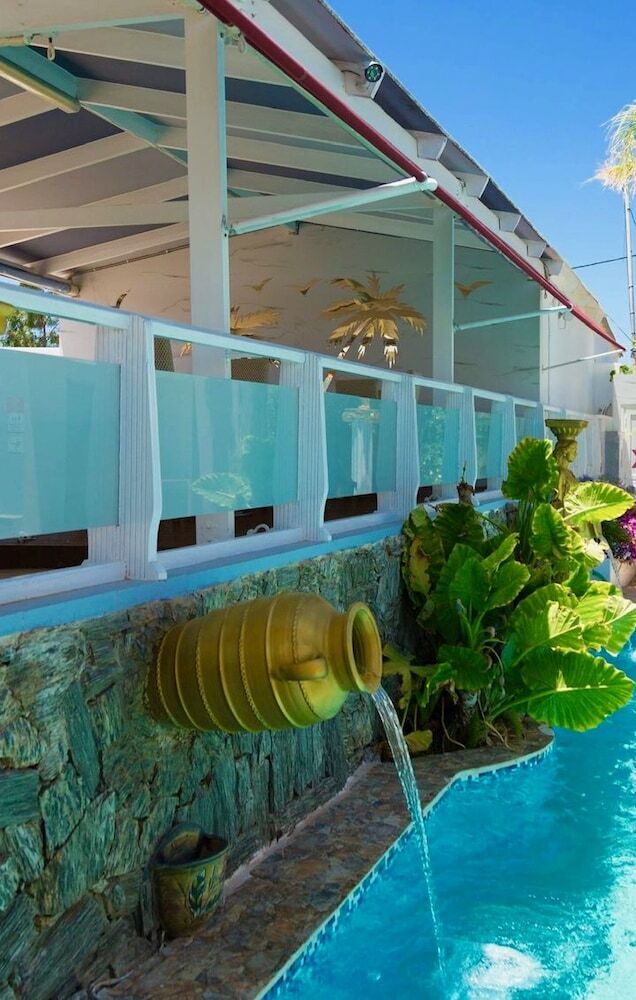 Paradice Hotel Luxury Suites