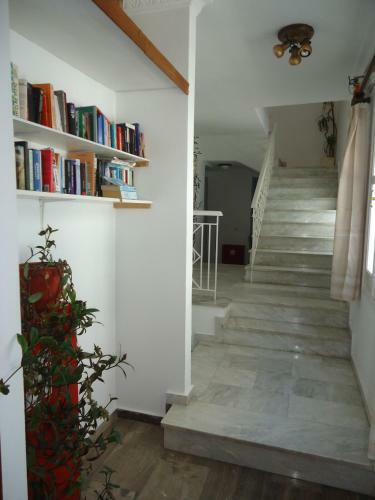 Zorbas Hotel & Studios