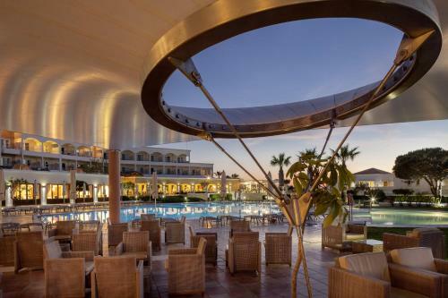 Neptune Hotel-resort, Convention Centre & Spa