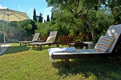 Ammoudi Harmony Villa