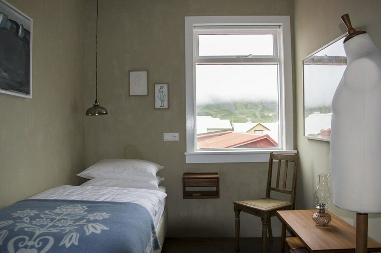 Hostal Siglunes Guesthouse