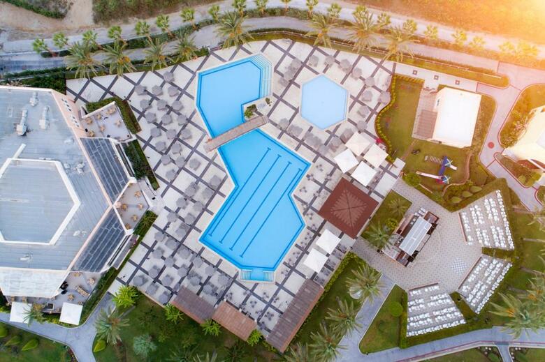 Hotel Horizon Beach Resort