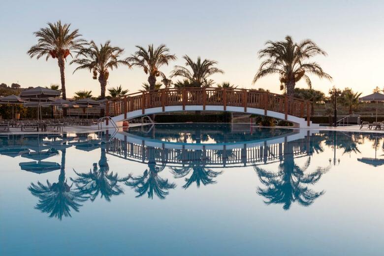 Hotel Horizon Beach Resort