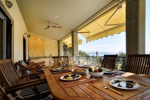 Villa Aeolos