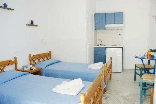 Athina Apartments Naxos Town