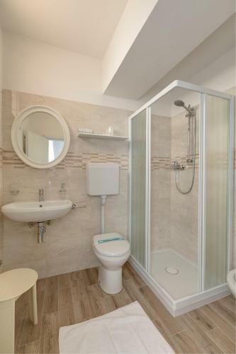 Hotel Condor-new 2022-con Piscina