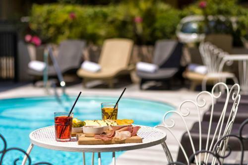 Hotel Condor-new 2022-con Piscina