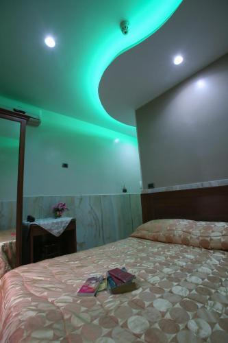 Hotel Iris